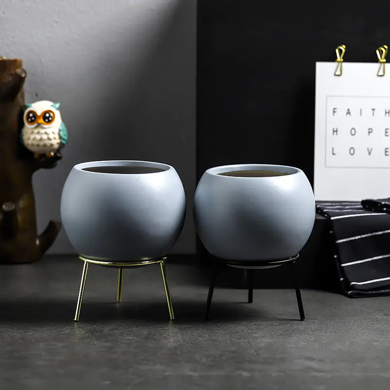 Nordic Iron Succulent Planter Set with Ceramic Pots