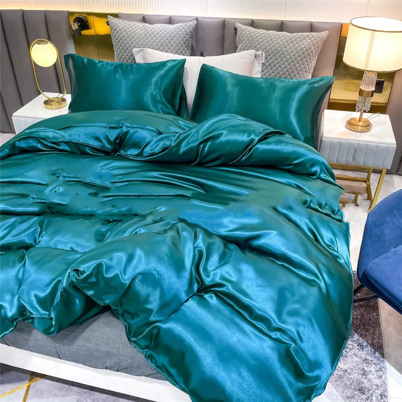 Satijnen Dekbedovertrek met Kussenslopen – Luxe Drie-Delige Set
